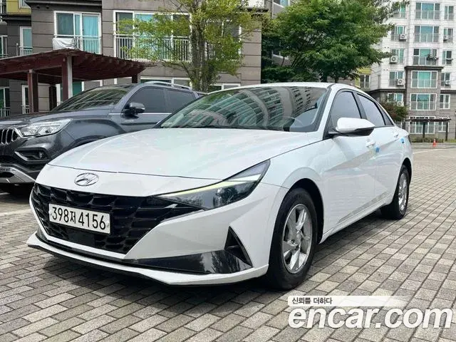 Hyundai The New Avante Hybrid 2021 — ფოტო 2/19
