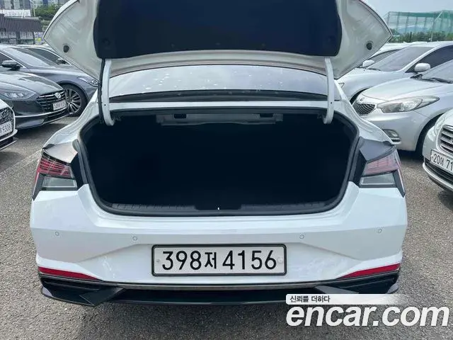 Hyundai The New Avante Hybrid 2021 — ფოტო 14/19
