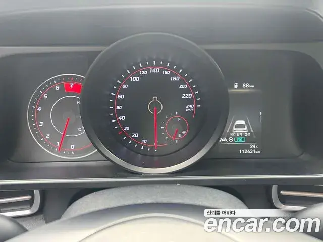 Hyundai The New Avante Hybrid 2021 — ფოტო 8/19