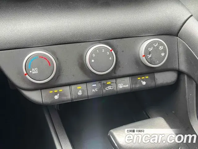 Hyundai The New Avante Hybrid 2021 — ფოტო 13/19