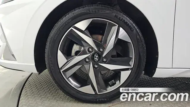 Hyundai The New Avante Hybrid 2022 — ფოტო 20/20