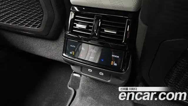 Renault Samsung Filante 2026 — Şəkil 25/36