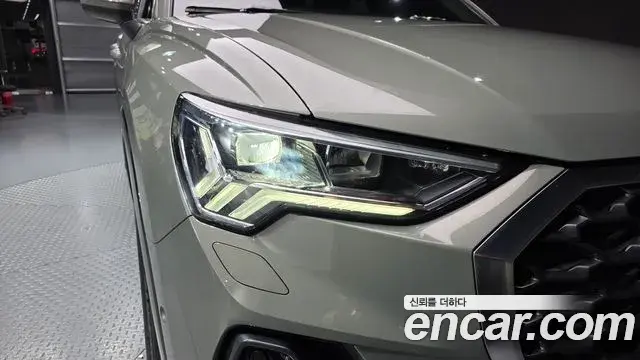 Audi Q3 2023 — Photo 28/31
