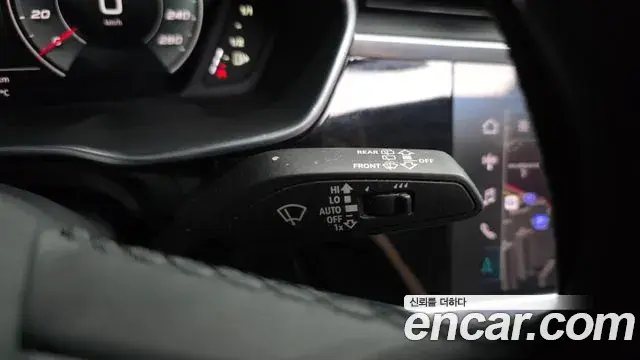 Audi Q3 2023 — Photo 7/31