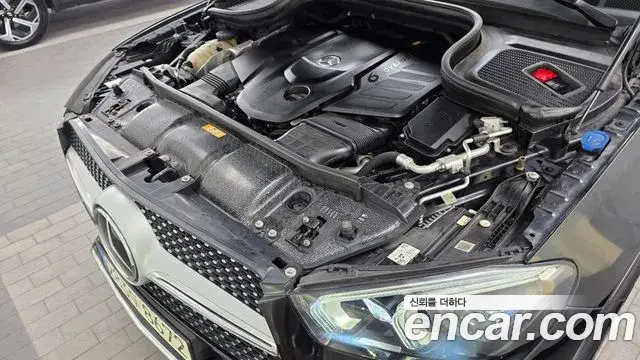 Mercedes-Benz GLE-Class 2021 — Şəkil 11/20