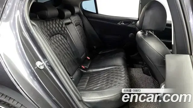 Kia Stinger Meister 2021 — Photo 10/20