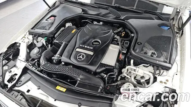 Mercedes-Benz E-Class 2019 — Фото 6/20