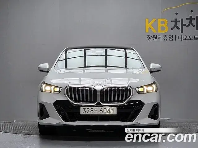 BMW 5 Series 2025 — ფოტო 11/20