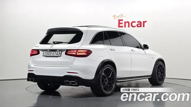 Mercedes-Benz GLC-Class 2018 — Şəkil 10/32