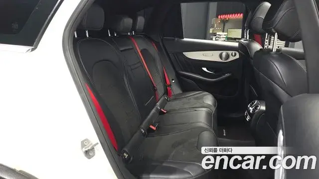 Mercedes-Benz GLC-Class 2018 — Şəkil 4/32