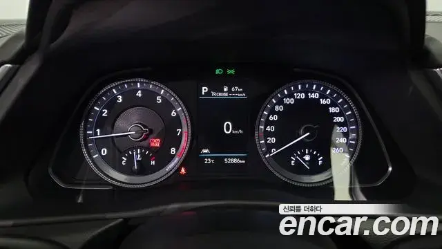 Hyundai Sonata 2022 — Фото 8/20