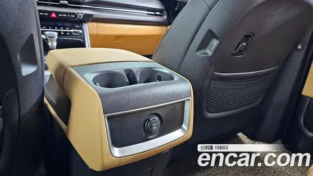 Kia Carnival 2021 — Şəkil 13/30