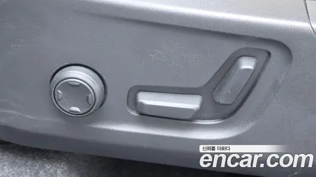 Volvo XC40 2021 — Şəkil 5/21