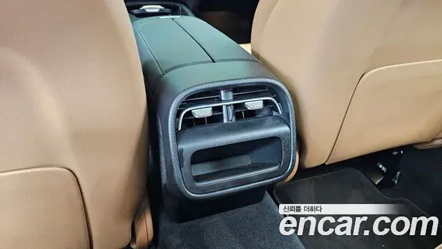 Mercedes-Benz E-Class 2025 — ფოტო 2/32