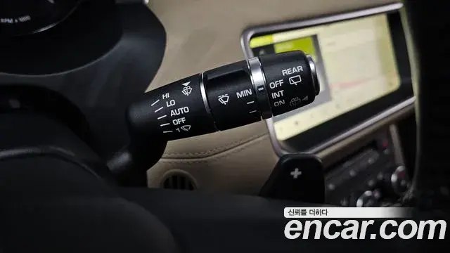 Land Rover Range Rover Evoque 2018 — Şəkil 28/30