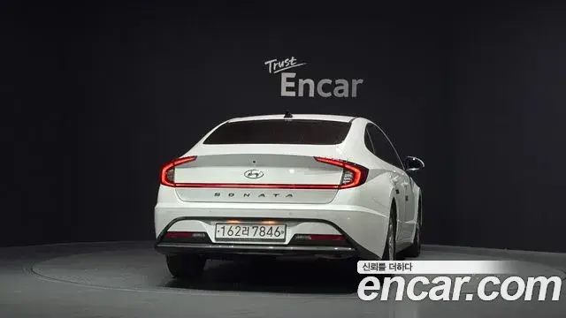 Hyundai Sonata Hybrid 2019 — ფოტო 4/20