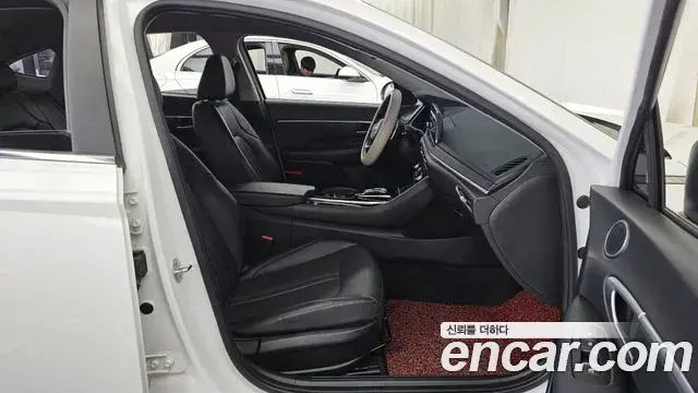 Hyundai Sonata Hybrid 2019 — ფოტო 9/20