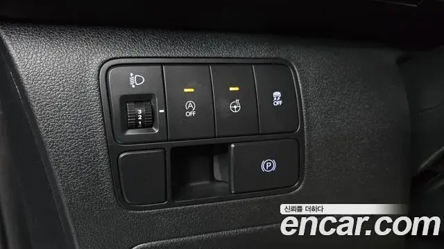 Hyundai Staria 2024 — Фото 14/20