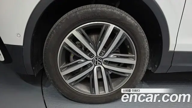 Volkswagen Tiguan Allspace 2023 — Şəkil 14/20