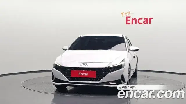 Hyundai The New Avante Hybrid 2020 — Photo 22/30