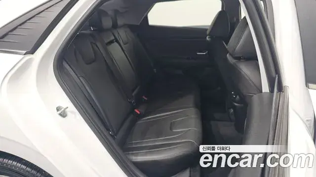 Hyundai The New Avante Hybrid 2020 — Photo 30/30