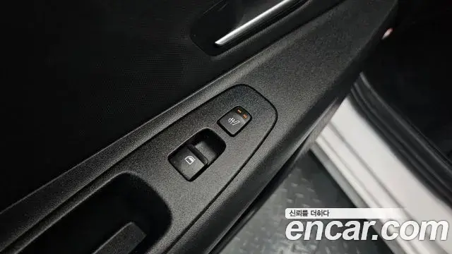 Hyundai The New Avante Hybrid 2020 — Photo 11/30