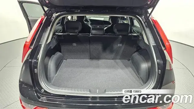 Kia Niro 2022 — Şəkil 9/30