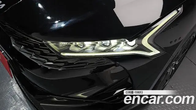Kia K5 2021 — Photo 20/33