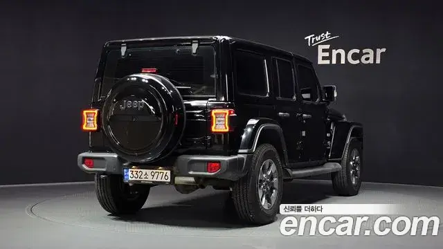 Jeep Wrangler 2021 — Şəkil 9/30