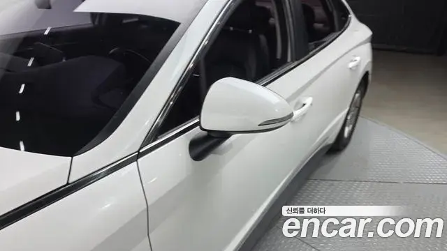 Hyundai Sonata Hybrid 2019 — ფოტო 21/36