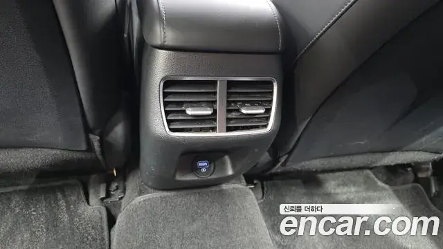 Hyundai Sonata Hybrid 2019 — ფოტო 9/36