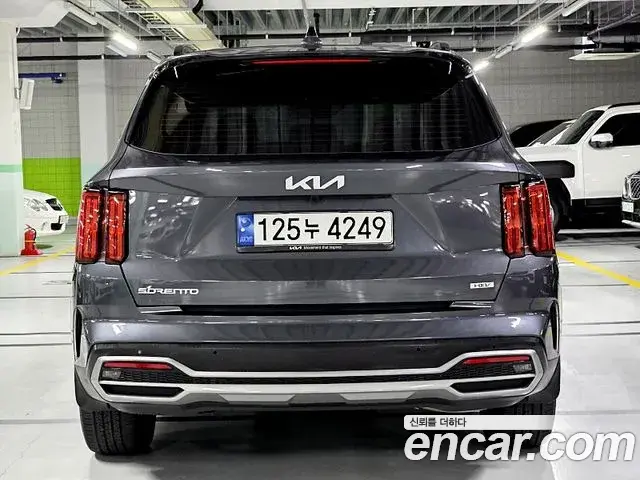 Kia Sorento 2023 — Şəkil 2/20