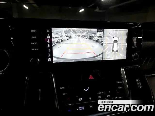 Kia Sorento 2023 — Şəkil 15/20