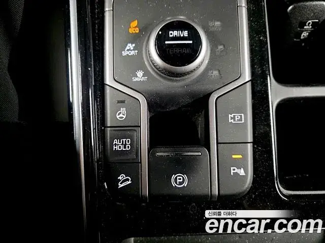 Kia Sorento 2023 — Şəkil 13/20