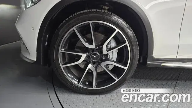 Mercedes-Benz GLC-Class 2018 — Фото 5/20
