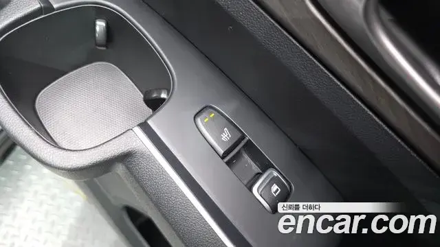 Kia Sorento 2023 — Фото 18/20