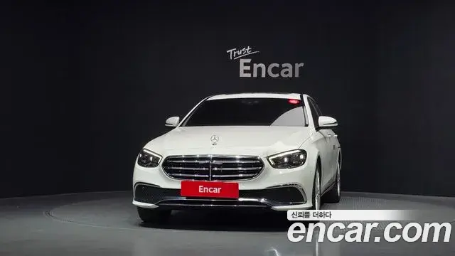 Mercedes-Benz E-Class 2020 — Şəkil 21/34