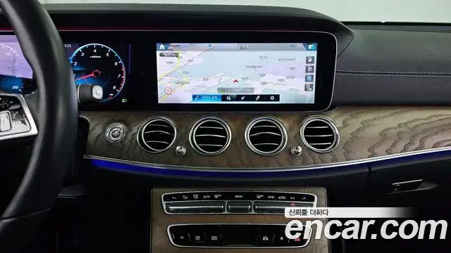 Mercedes-Benz E-Class 2020 — Şəkil 5/34