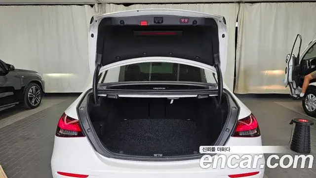 Mercedes-Benz E-Class 2020 — Şəkil 3/34