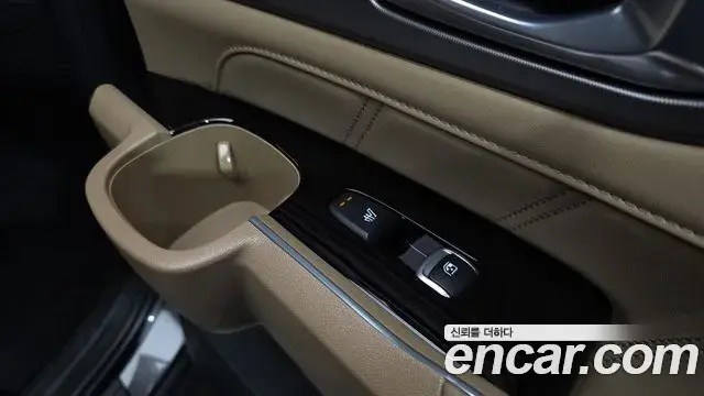 Kia Sorento 2023 — Фото 19/20