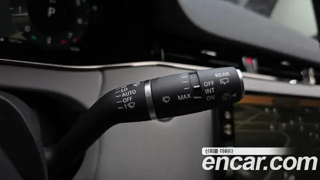 Land Rover Range Rover Evoque 2024 — Şəkil 11/20