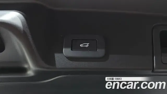 Land Rover Range Rover Evoque 2024 — Şəkil 18/20