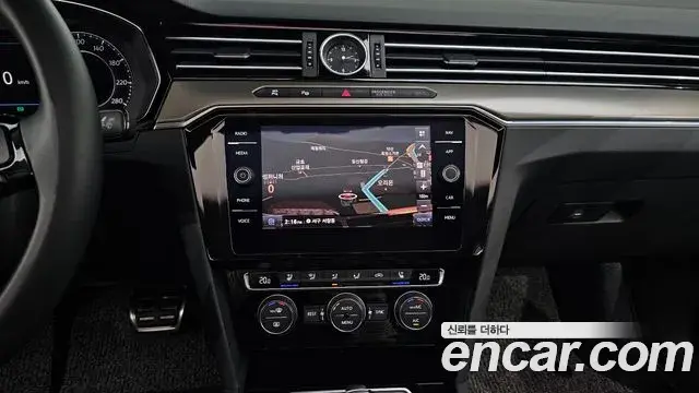 Volkswagen Arteon 2019 — Photo 15/20