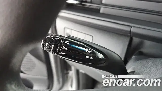 Hyundai Staria 2021 — ფოტო 3/31