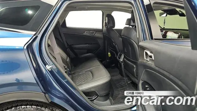 Kia Sportage 2024 — Фото 11/20