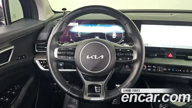 Kia Sportage 2024 — Фото 13/20