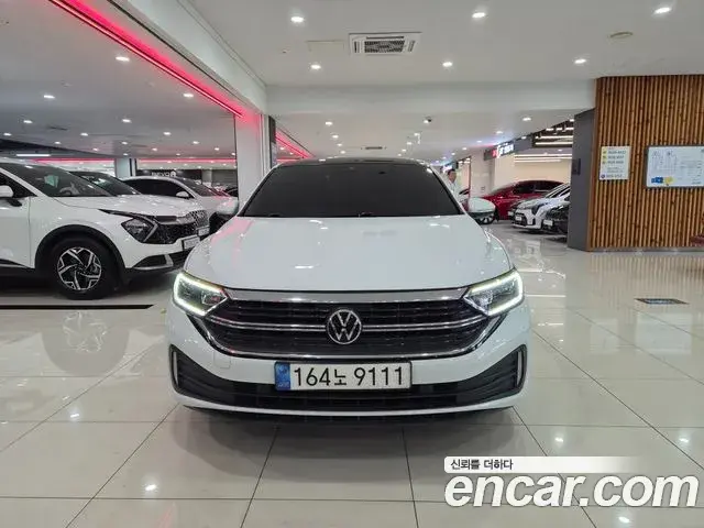 Volkswagen Jetta 2022 — Şəkil 5/18