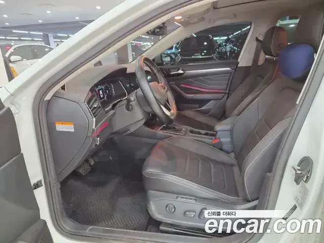 Volkswagen Jetta 2022 — Şəkil 3/18