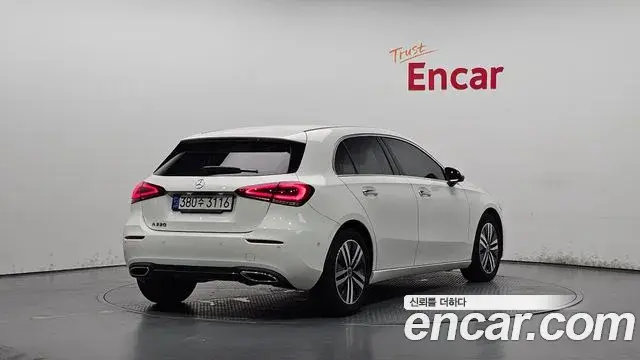 Mercedes-Benz A-Class 2022 — Фото 2/20