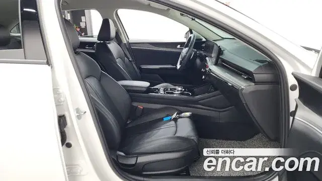 Kia K5 2024 — Photo 17/34